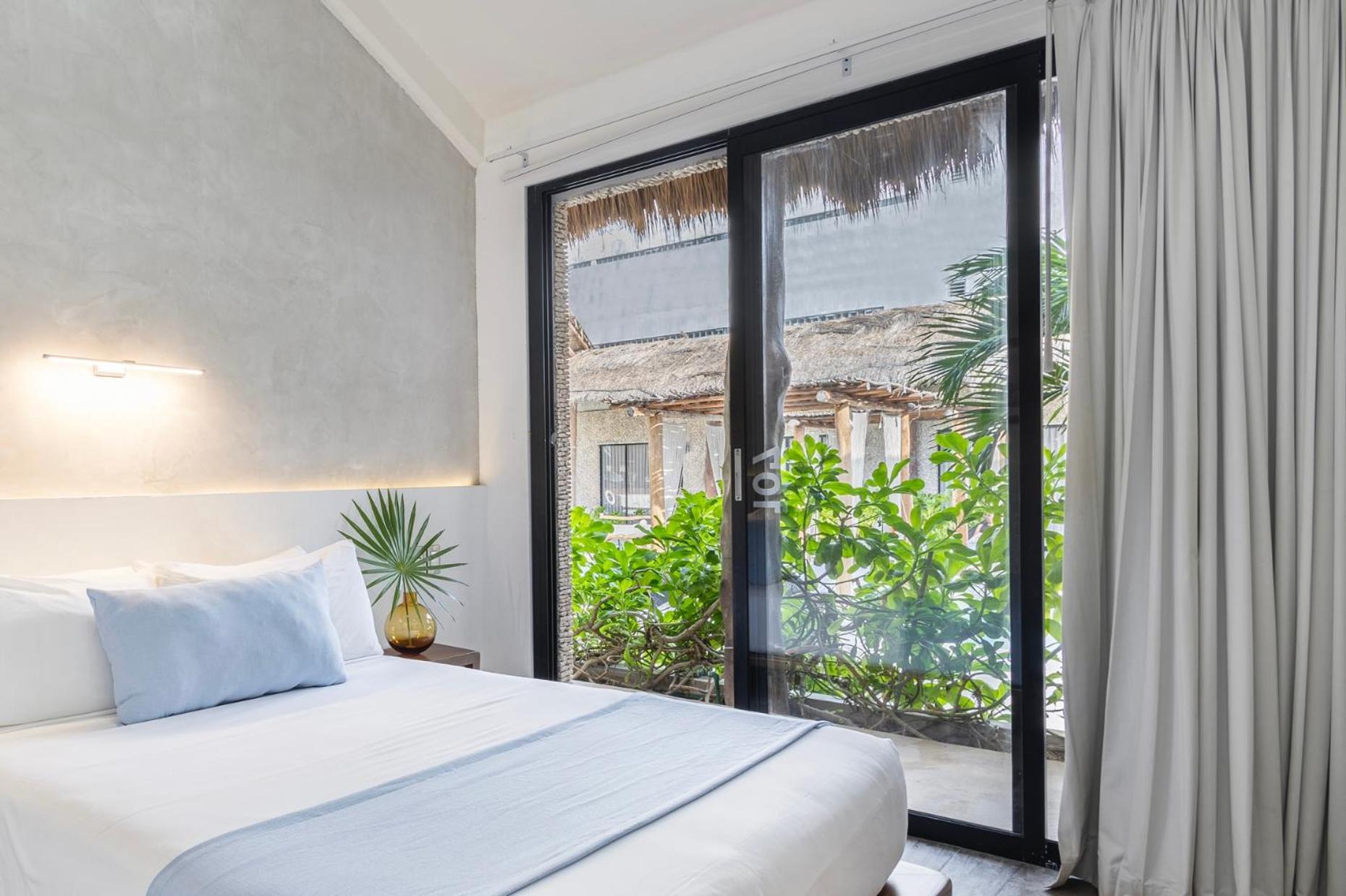 Areia Playa Del Carmen - Beach Front Hotel Room photo