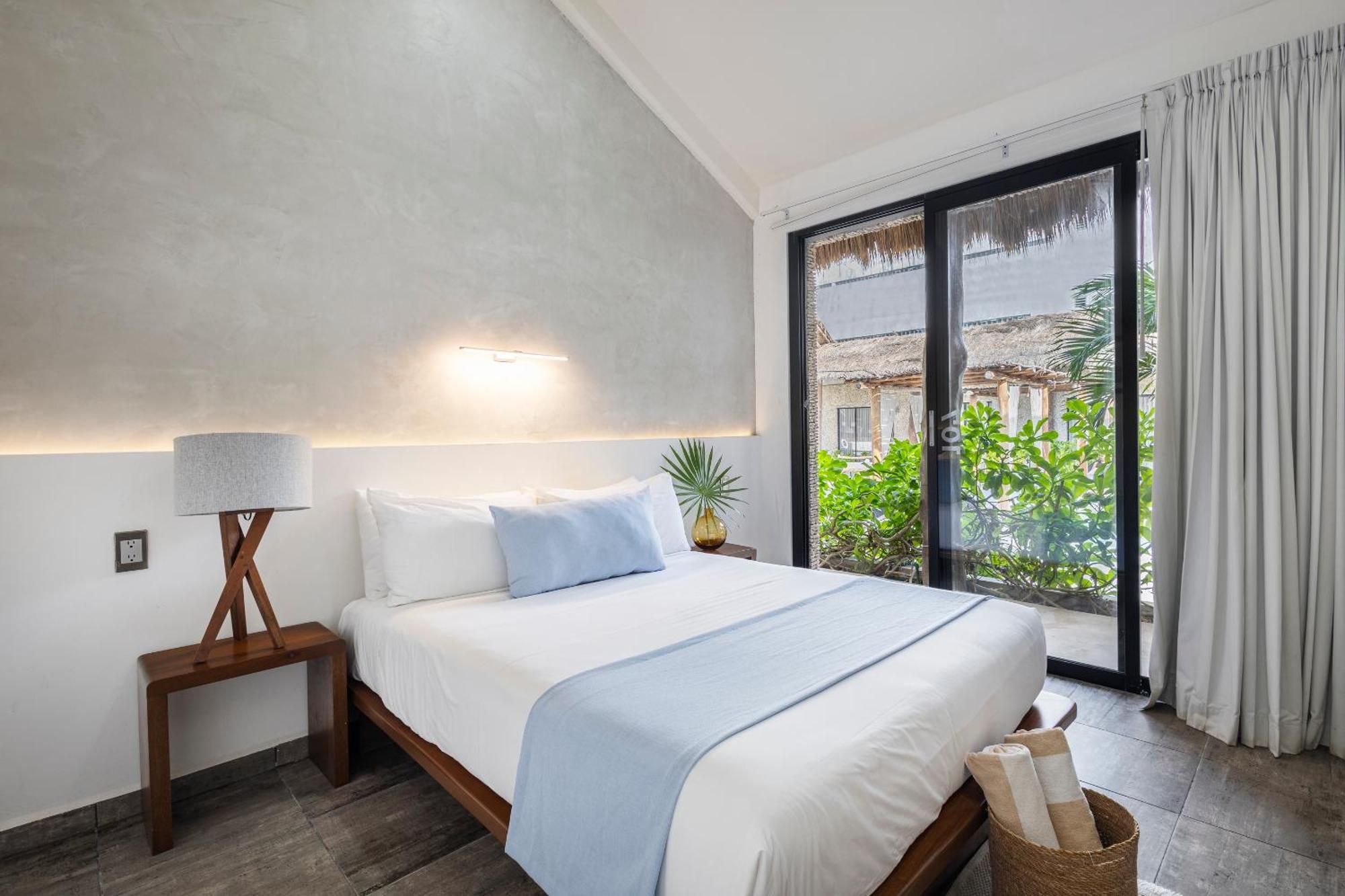 Areia Playa Del Carmen - Beach Front Hotel Room photo