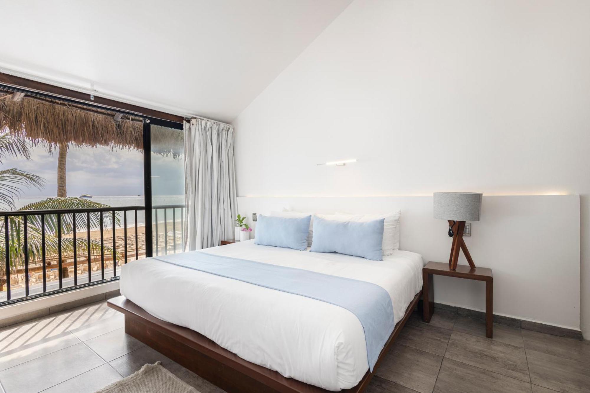 Areia Playa Del Carmen - Beach Front Hotel Room photo